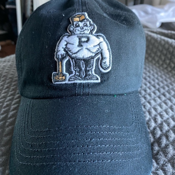 purdue hat 47